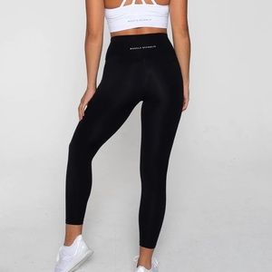 Muscle Republic NWT Womens Luxe 7/8 Workout Leggings Black Size XS